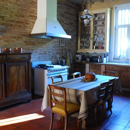 Bed & Breakfast Chateau Le Baudou