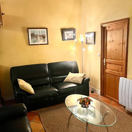 Chateau Le Baudou Bed & Breakfast