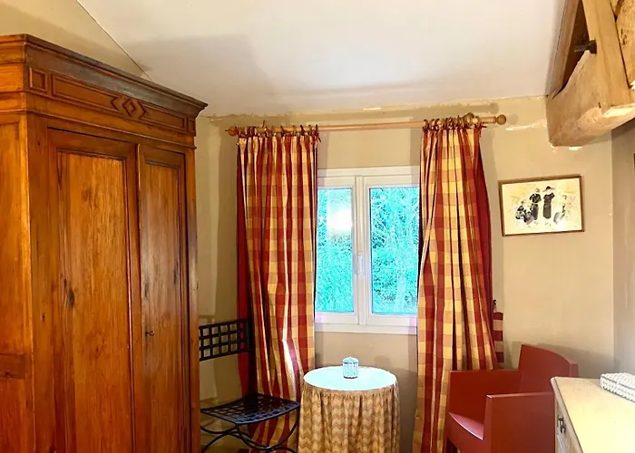 Chateau Le Baudou Bed & Breakfast Coutras