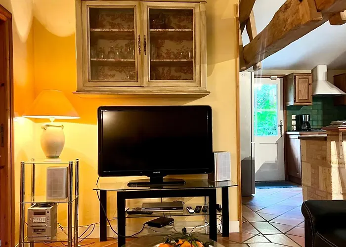 Bed & Breakfast Chateau Le Baudou 3*