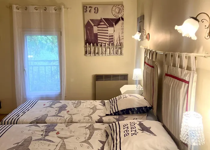 Bed & Breakfast Chateau Le Baudou 3*